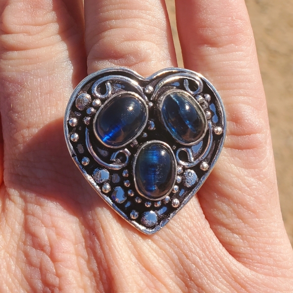 New Amazing Blue Kyanite Heart Shaped 925 Silver Ring. - Picture 11 of 16